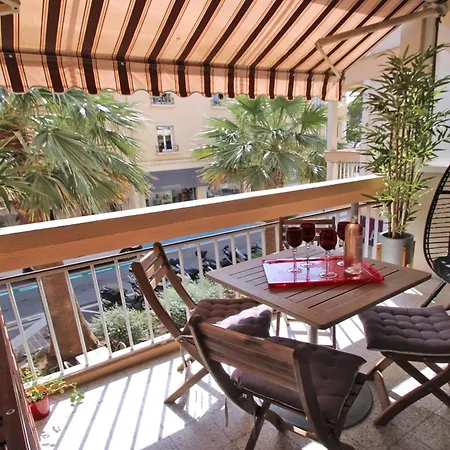 Beautiful In The Center Of Town Apartamento